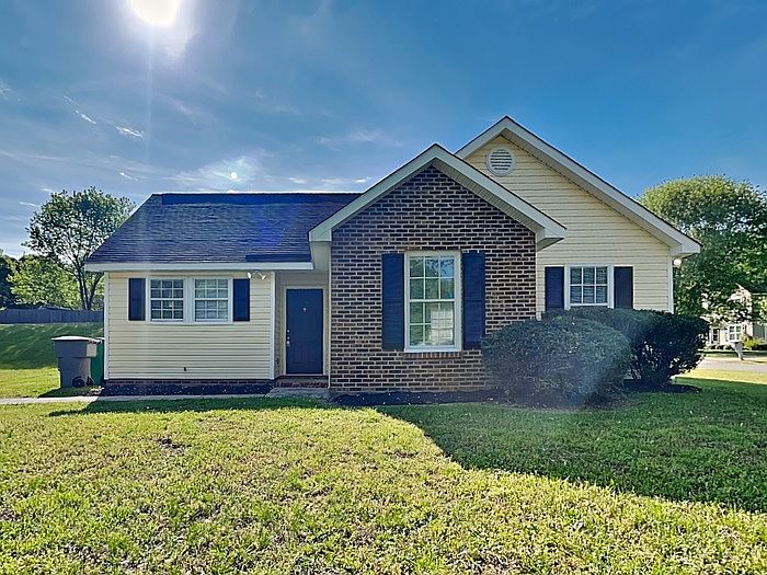 1st image of 1300 Level Creek Ln