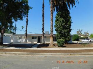 19403A Lanark St, Reseda, CA 91335