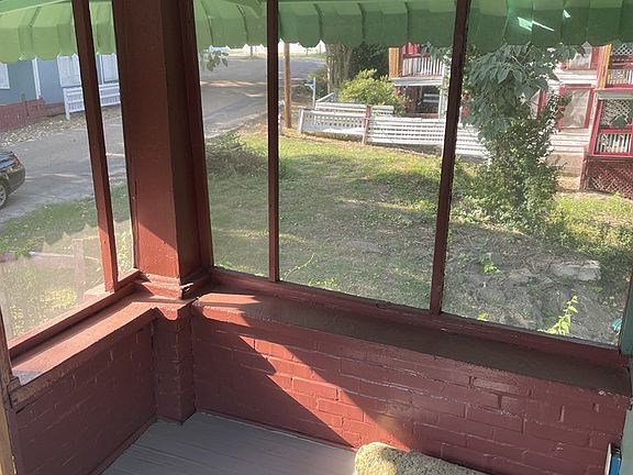 2nd image of 2927 Highland Ave