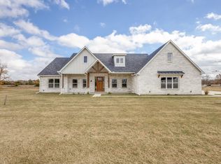 3475 Meadow View Ln, Greenville, TX 75402