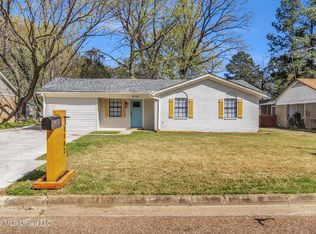 8182 Cedarbrook Dr, Southaven, MS 38671
