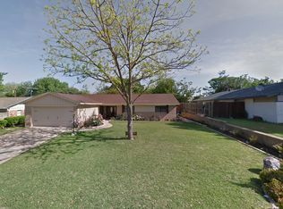 204 Georgian Rd, Fort Worth, TX 76134