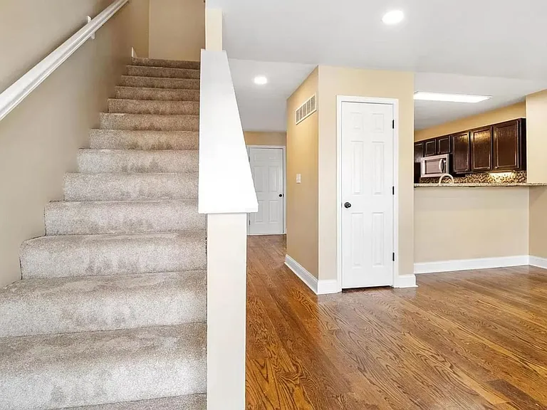 3920 Folsom Ave — Photo 5
