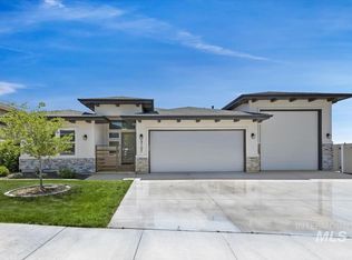 9707 W Avalanche Dr, Boise, ID 83709