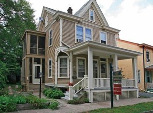 26 Perry St, Lambertville, NJ 08530