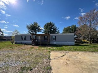 3685 Mount Carmel Rd, Mosheim, TN 37818