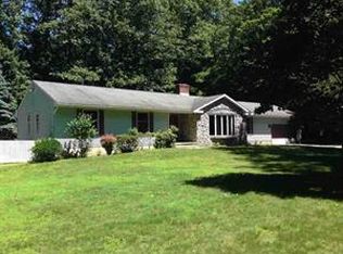 32 Knollwood Dr, Saratoga Springs, NY 12866