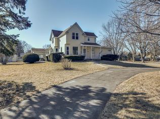 7004 52nd Ave, Kenosha, WI 53142