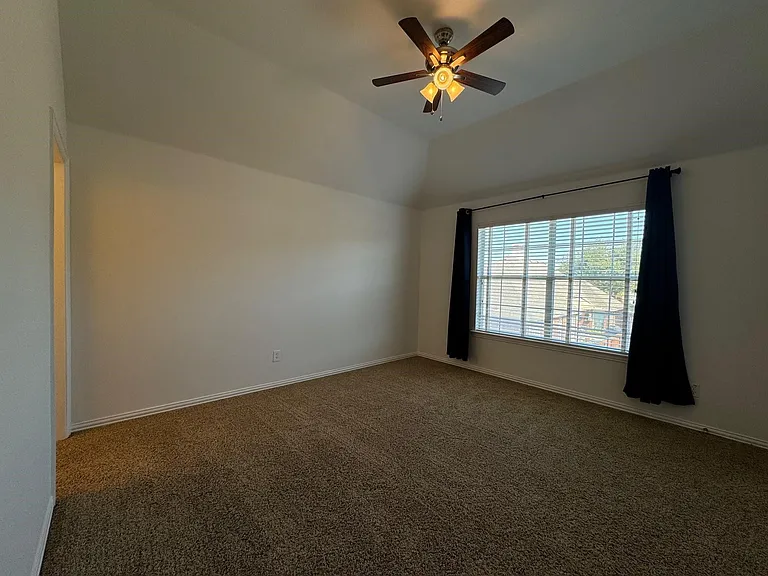 3780 Navarro Way — Photo 18