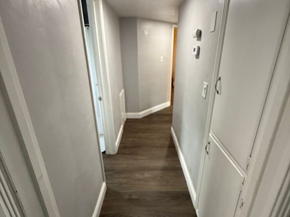 5th image of 927 University Ave