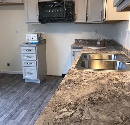3rd image of 500 Sunview Cir #B