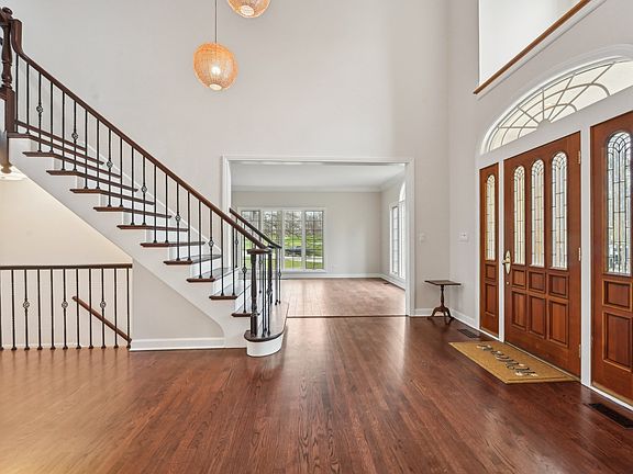 2nd image of 12 Riderwood Rd