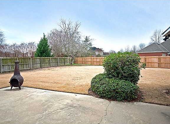 4th image of 8630 Old Savannah Ln