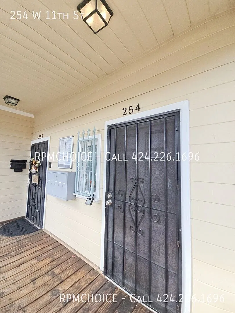 Spacious 3bd/2ba Townhome in Complex — Photo 3