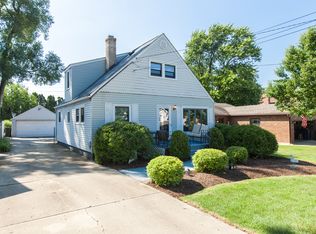 308 Dalewood Ave, Wood Dale, IL 60191