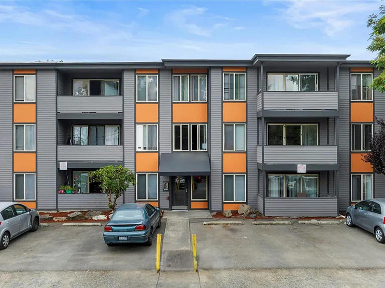 maria-manor-apartments-exterior - Copy 2