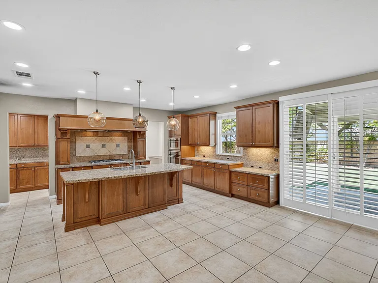 26525 Craftsmen Ct — Photo 12