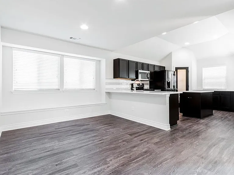 2104 Pindos Pony Way — Photo 8
