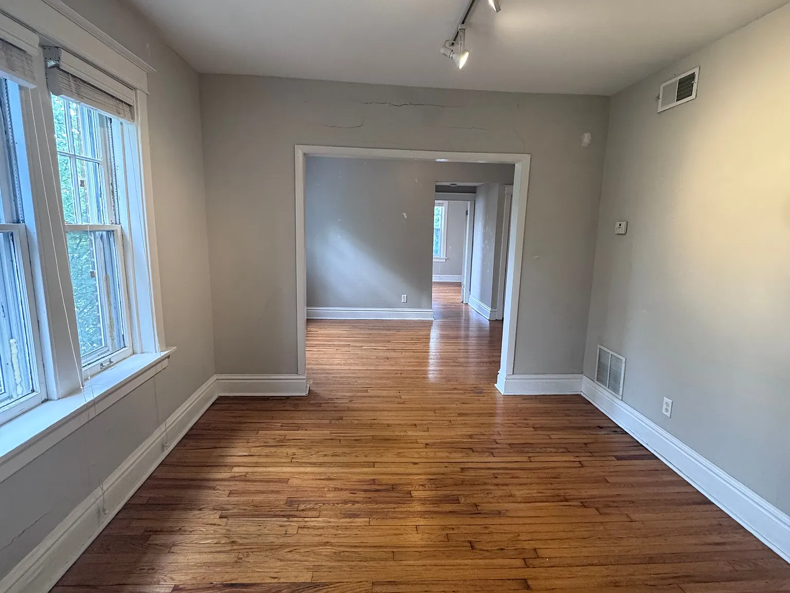 1 bed, 695 sqft, $965 — Photo 2