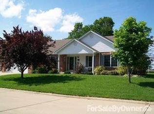 5689 Stone Villa Dr, Smithton, IL 62285