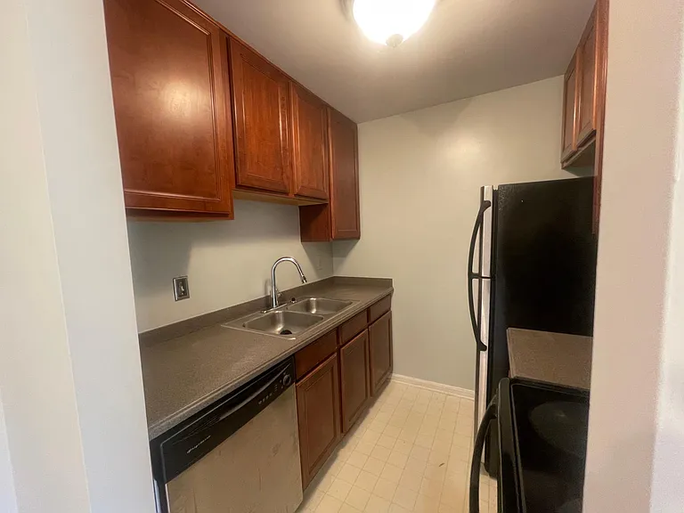 30 Wild Oak Ln #301 — Photo 16