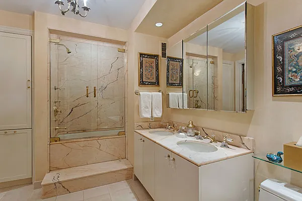 Sold by Marilyn Korn Real Estate | media 6