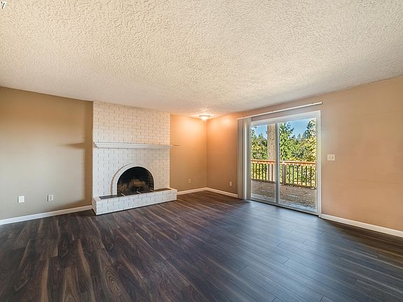 5th image of 8412 NE 13th St