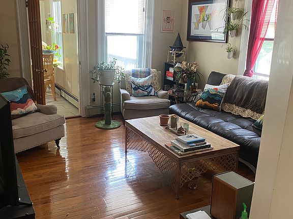 3rd image of 96 Wyman St #2