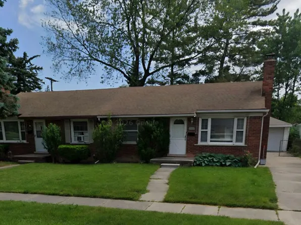9918 Woodring St, Livonia, MI 48150