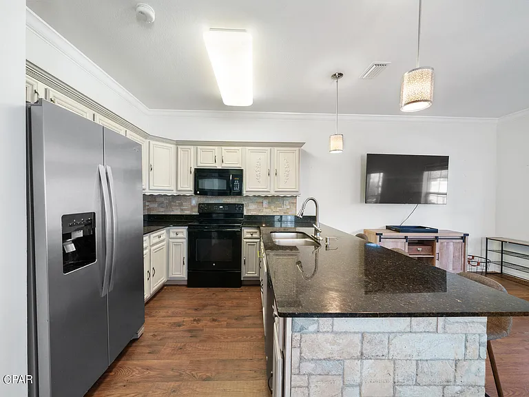 7207 Quail Hollow Dr — Photo 5