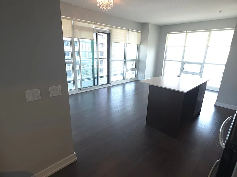 2212 Lake Shore Blvd W #3301 — Photo 10