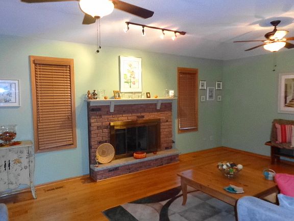 4th image of 12552 S Melvina Ave