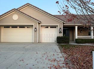 2930 Barrowby St, Bakersfield, CA 93311