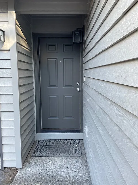 2 bed, 1100 sqft, $2,100 — Photo 2