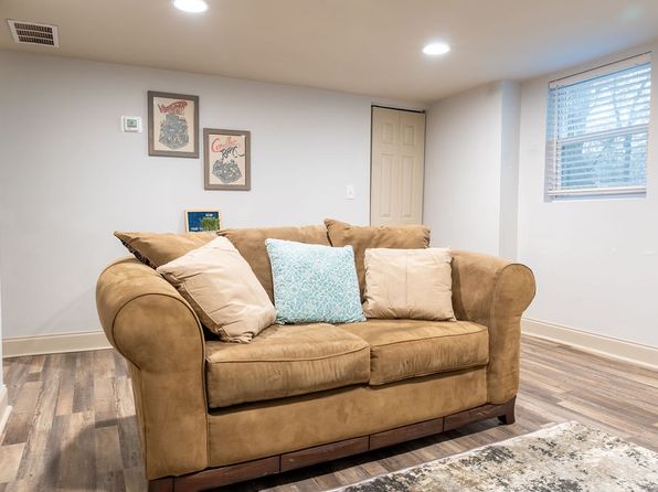 (undisclosed Address)