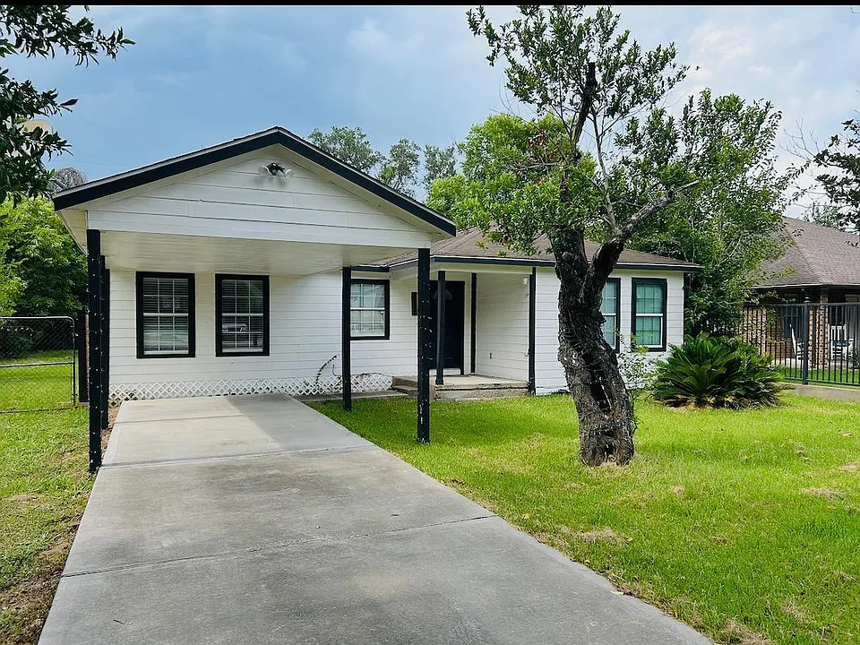 8137 Wetherby Ln