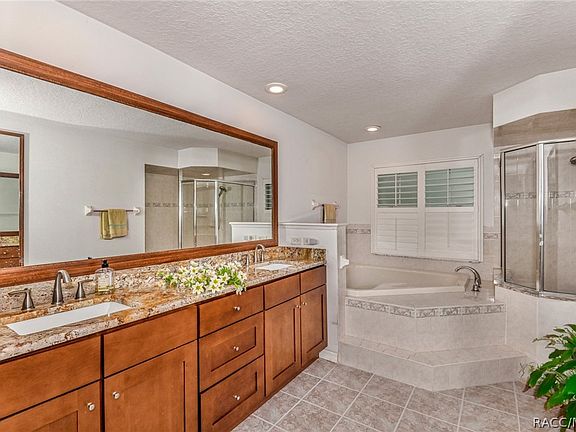 3rd image of 2985 W Beamwood Dr