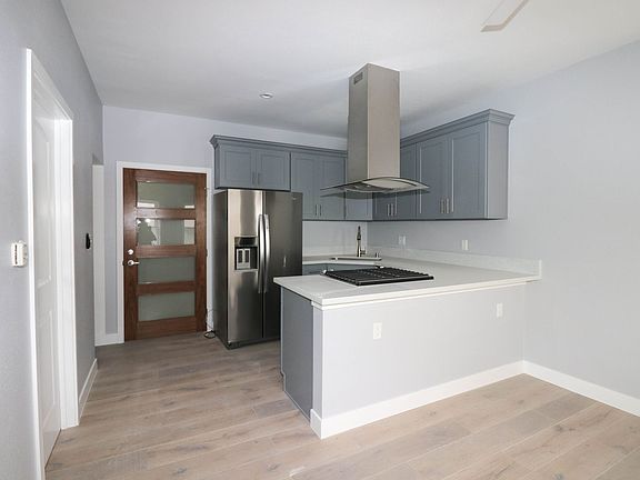 4th image of 338 Cedar Ave APT 5