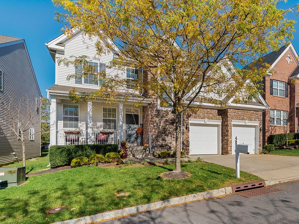 1st image of 10 Feakes Drive