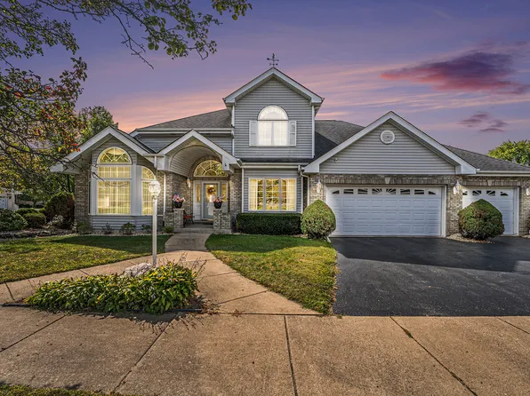 18358 Willow Ln, Lansing, IL 60438