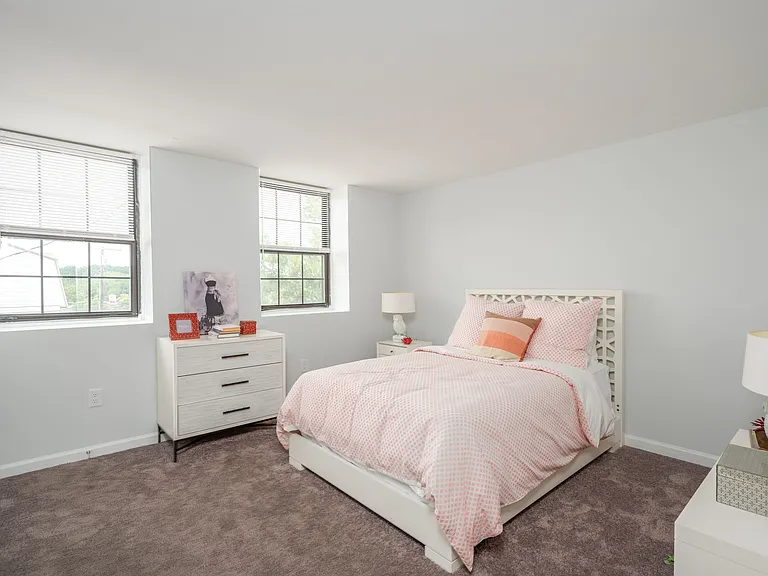 2349 Perring Manor Rd — Photo 20