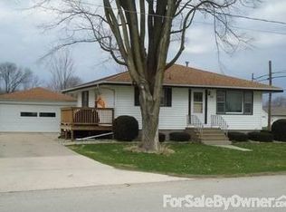 112 N State St, Annawan, IL 61234