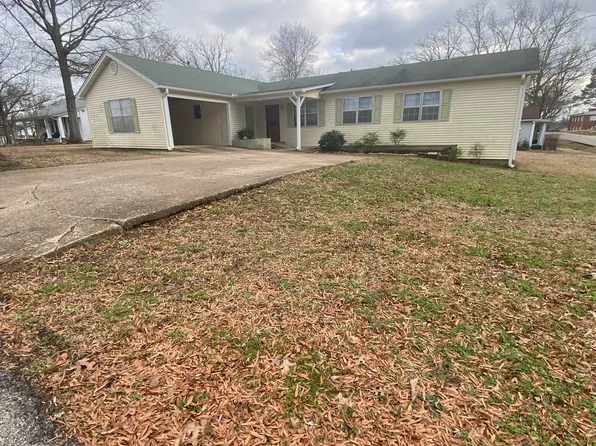 711 W 5th St, Corinth, MS 38834