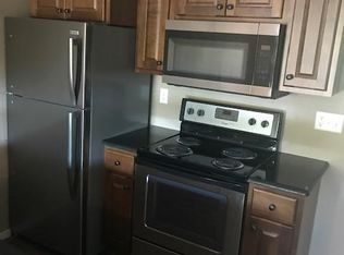 1516 Oxford Pl #17, Manhattan, KS 66502