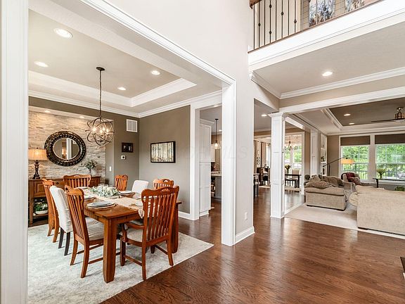 4th image of 7164 Emmet Row Ln