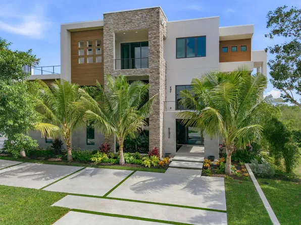 1150 Blue Hill Creek Dr, Marco Island, FL 34145