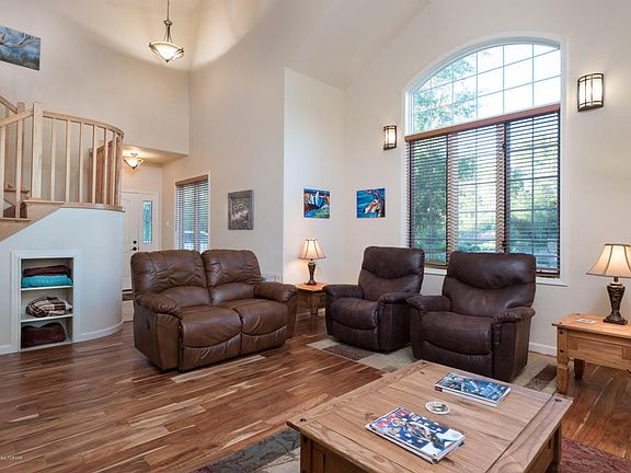 5th image of 275 Willowbrook Dr