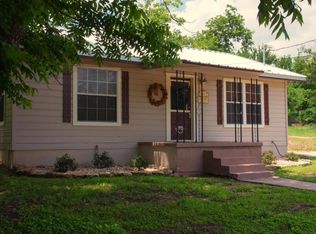 606 Live Oak St, Gatesville, TX 76528