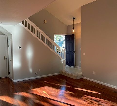3rd image of 883 Chardonnay Cir