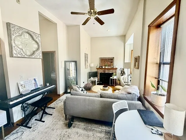 69 N Margin St #8 — Photo 2